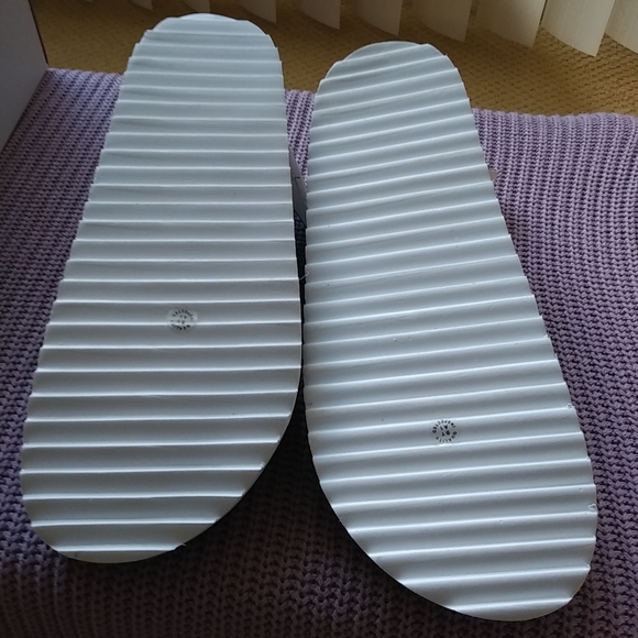 Stylus sandals - Picture 4 of 5